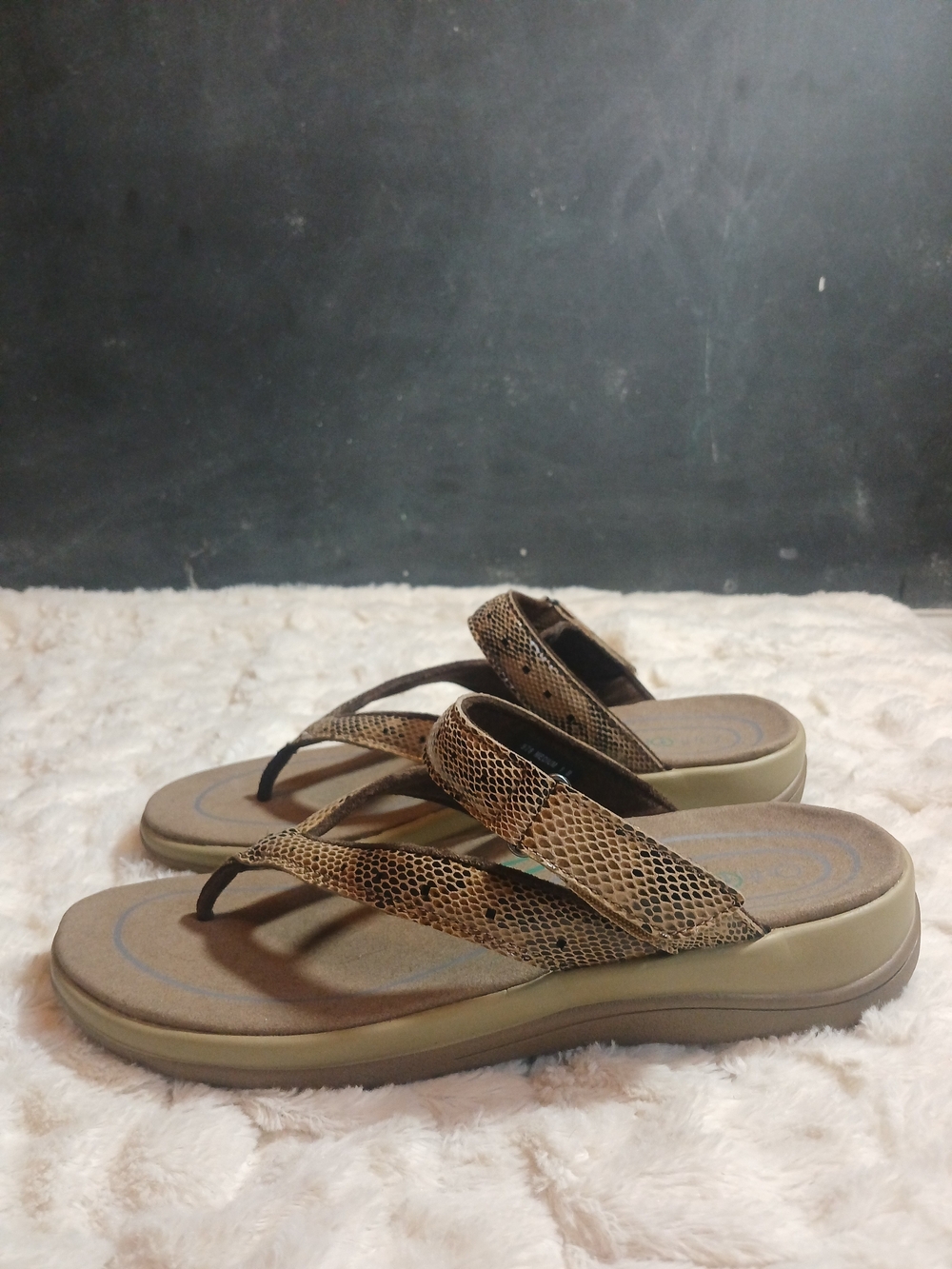 OrthoFeet Gaya Womens Snakeskin Print Brown Taupe Sandals Size 9B - Picture 4 of 11